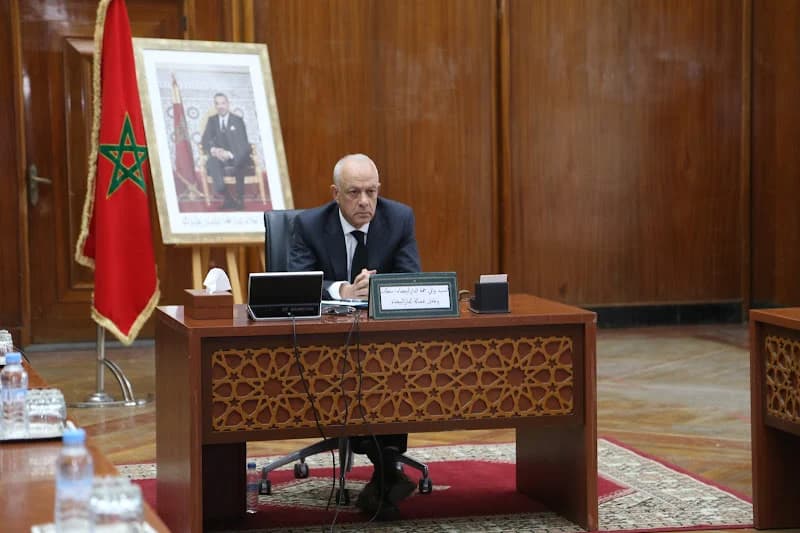 شخصية معروفة تخلق الجدل بالبيضاء