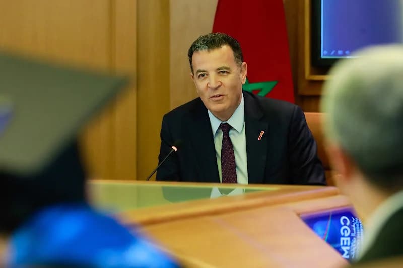 ندوة تجمع ضحايا « البناؤون الشباب »