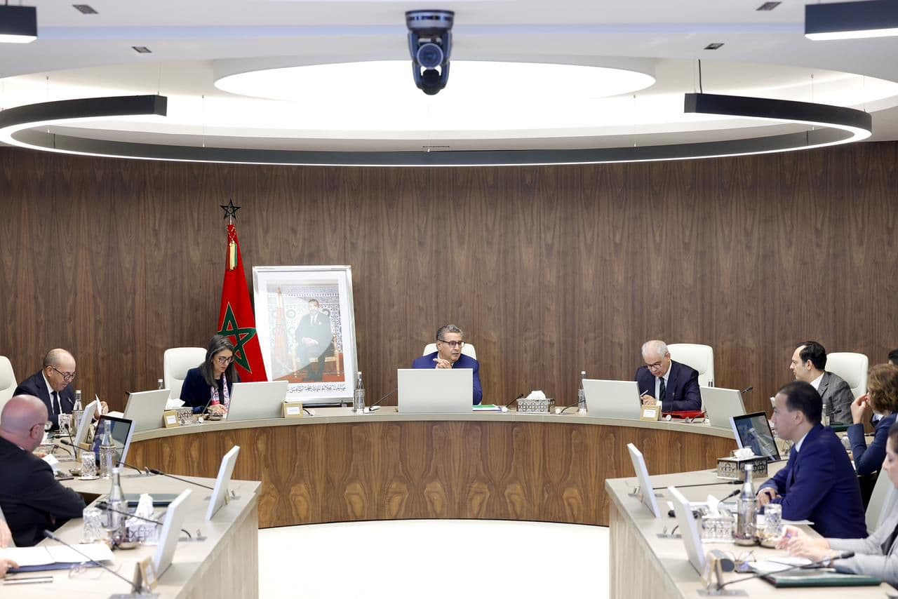 الحكومة تسرع إجراءات التشغيل لتحفيز سوق العمل
