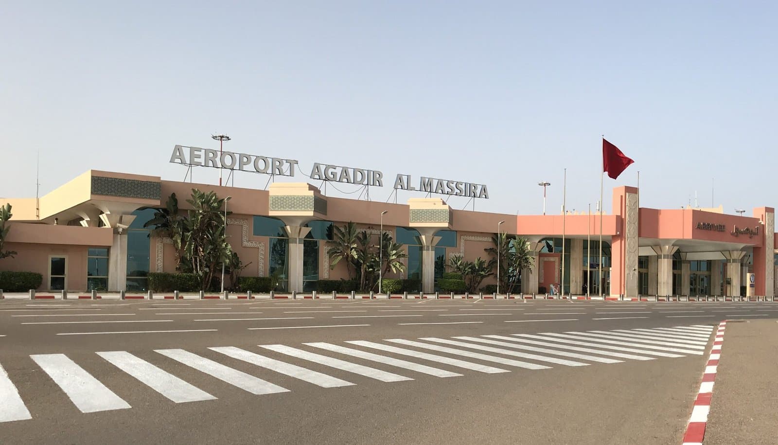 أكادير: زيادة في أسعار مرآب المطار تثير الجدل