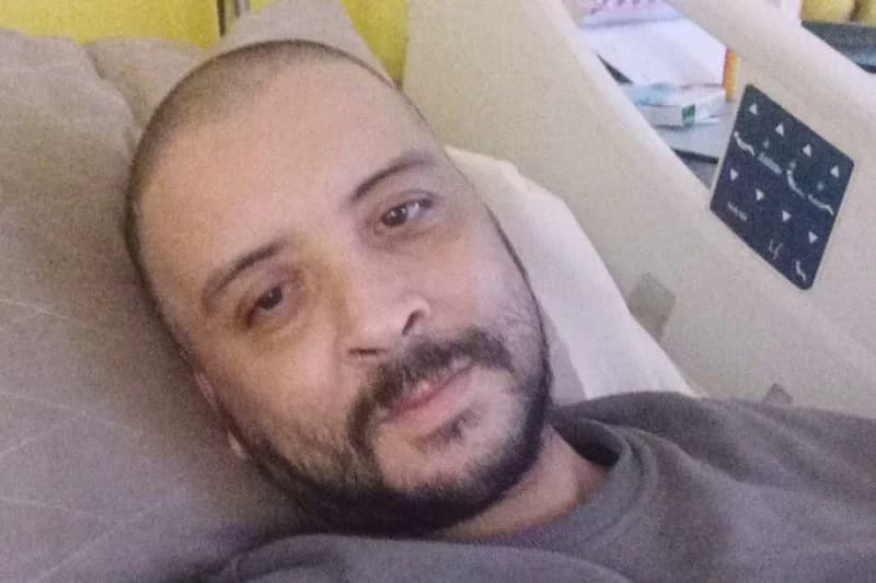 وفاة الناشط السابق أسامة الخليفي