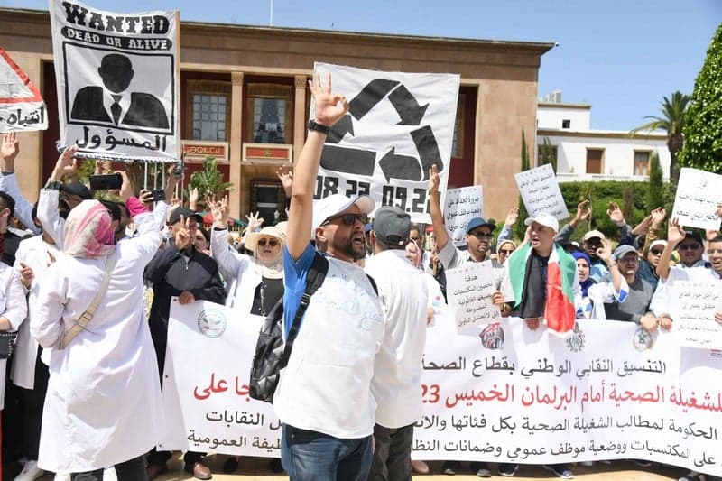 إضراب يشل  العمل بالمستشفيات العمومية