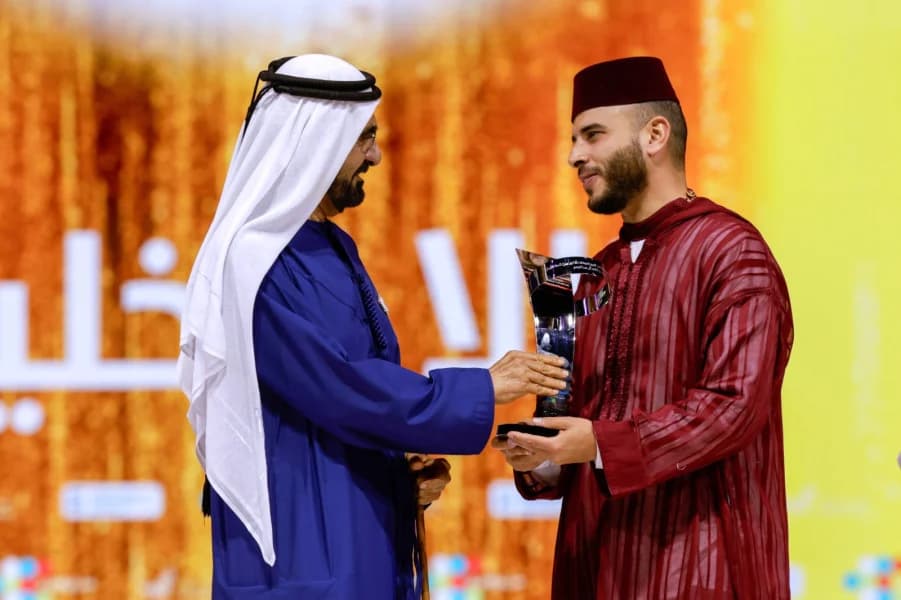 مغربي يفوز بلقب النسخة الخامسة من مبادرة "صناع الأمل" في الإمارات