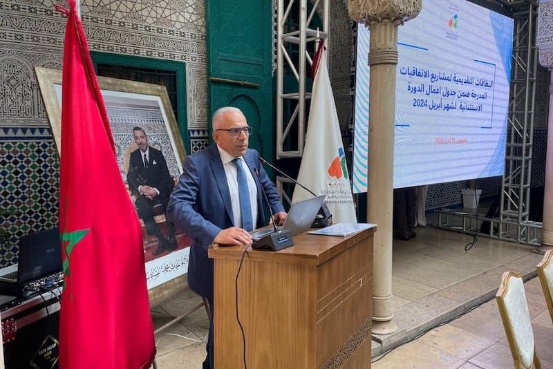 انتقادات داخلية.. "الأحرار" يهاجمون معزوز بالبيضاء