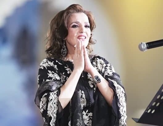 وفاة الفنانة المغربية نعيمة سميح عن عمر يناهز 72 عامًا