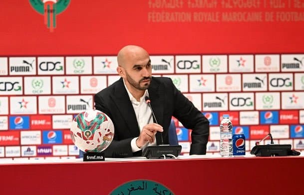 الركراكي يعقد ندوة صحفية للإعلان عن قائمة المنتخب لمباراتي النيجر وتنزانيا