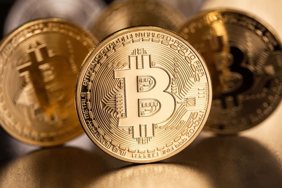روسيا تعتمد البيتكوين في تجارة النفط مع الصين والهند لتفادي العقوبات الغربية
