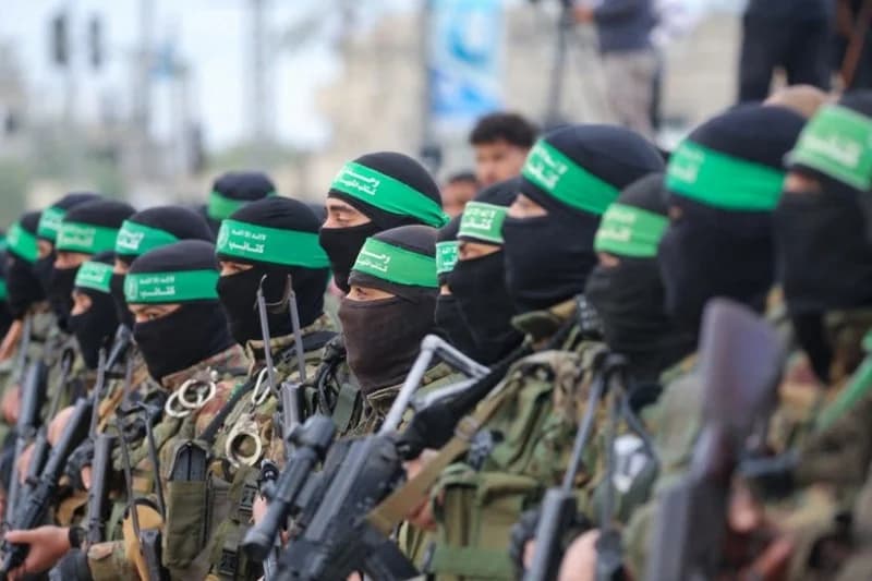 وفد من "حماس" يجري مفاوضات في القاهرة