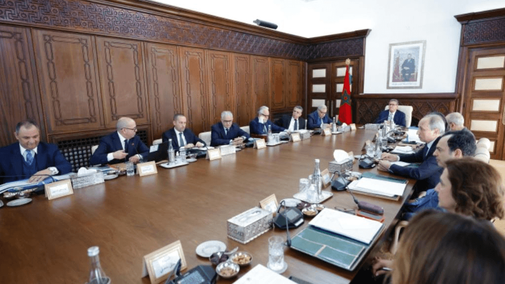 مجلس الحكومة يصادق على مشروع مرسوم لإحداث منطقة التصدير الحرة « طنجة طيك »