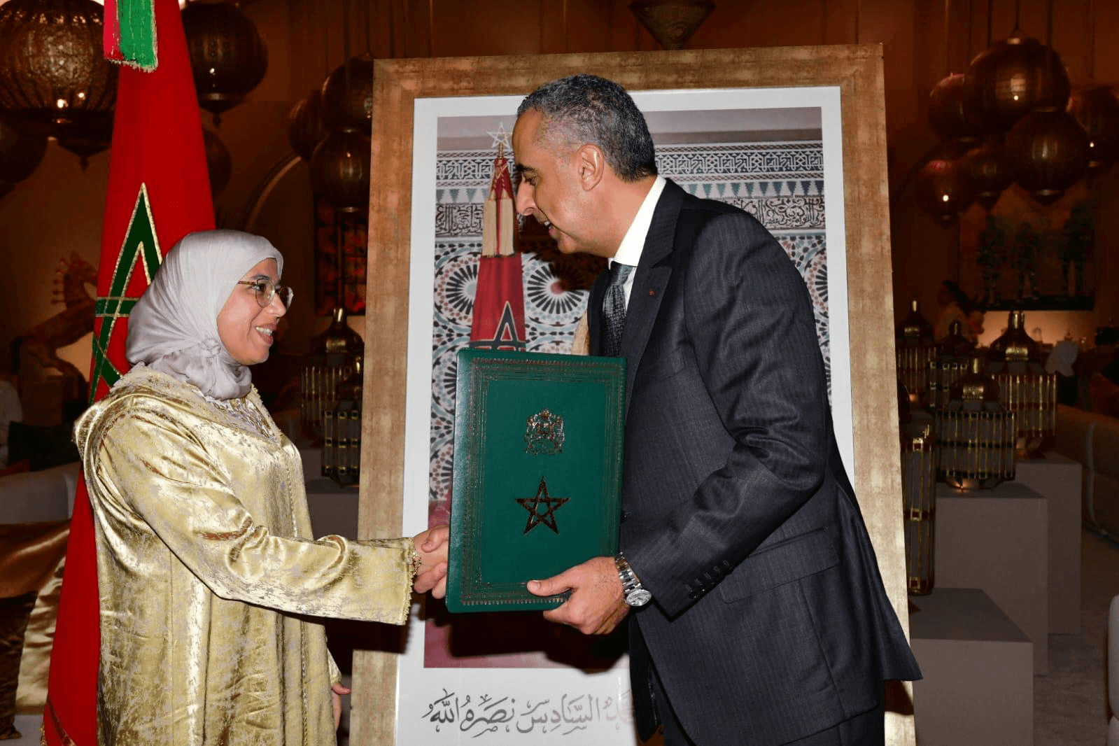 حموشي يستقبل عائلات شهداء الواجب ويكرمهم بمبادرات اجتماعية
