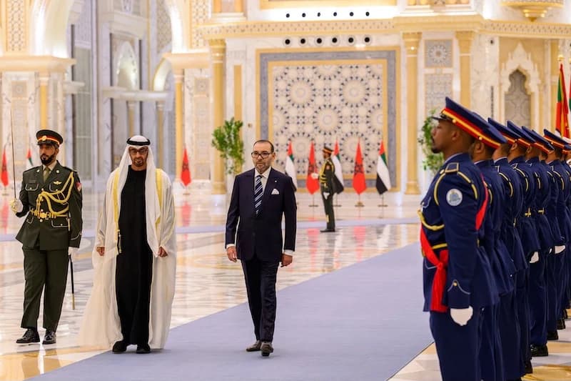 سفير الإمارات بالمغرب يقارب الدبلوماسية والشراكات الاستراتيجية بين البلدين