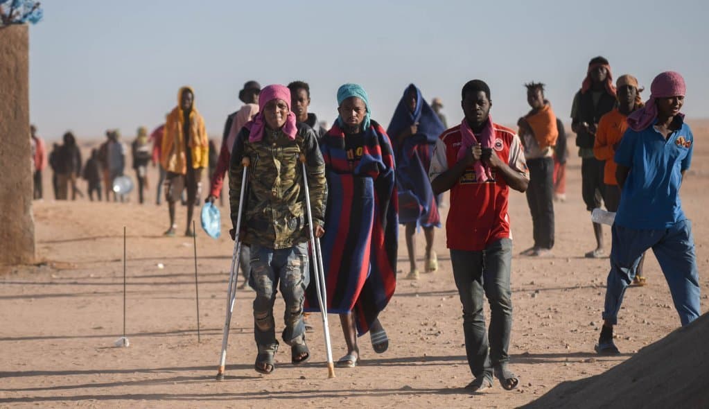الجزائر تتهم بانتهاكات خطيرة ضد المهاجرين الأفارقة