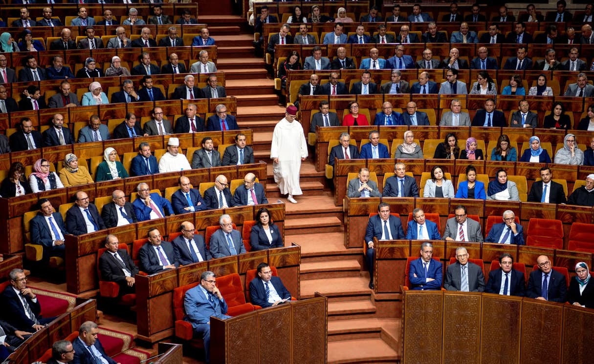 68% من المغاربة يدعمون النظام البرلماني