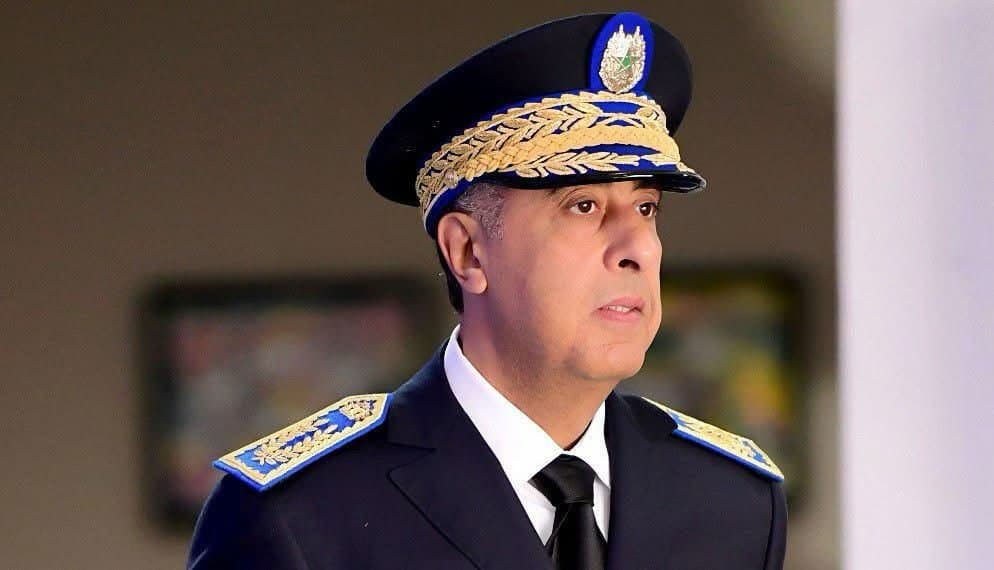 المدير العام للأمن الوطني يقدّم واجب العزاء لأسرة الشرطي المتوفى في إيموزار