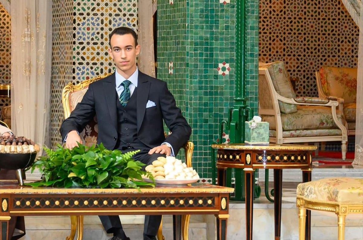 ولي العهد الأمير مولاي الحسن يدشن ملعب "الأمير مولاي عبد الله"