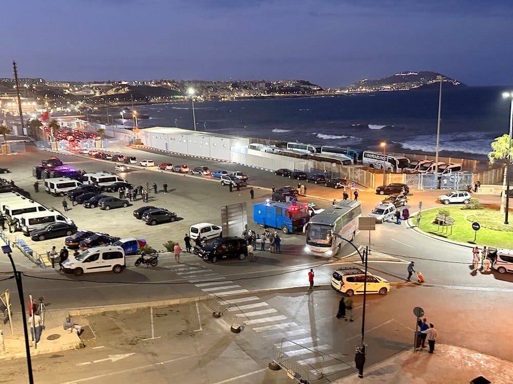 استنفار أمني في شمال المغرب لمنع محاولة هجرة جماعية نحو سبتة