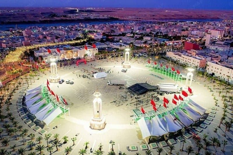 العيون تتألق احتفالاً بالذكرى الخمسين للمسيرة الخضراء