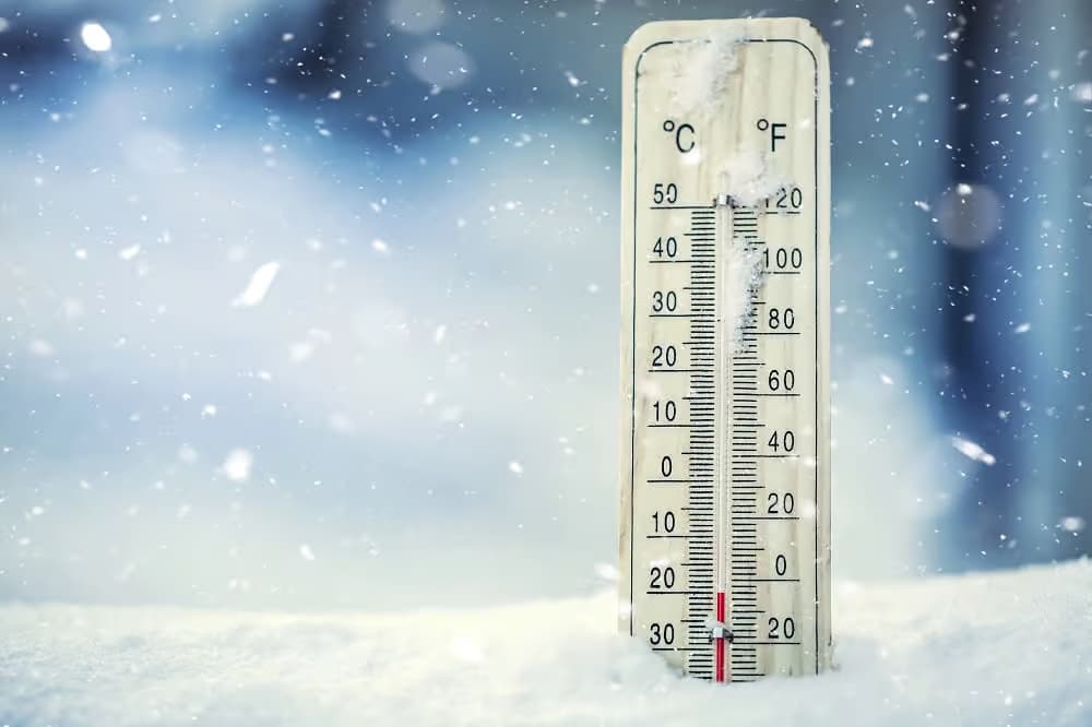 الأحوال الجوية: أمطار وثلوج ورياح قوية نهاية الأسبوع