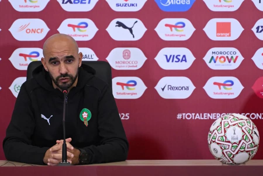 كأس أمم إفريقيا 2025: الركراكي يعلن طموح التتويج أمام الجماهير المغربية
