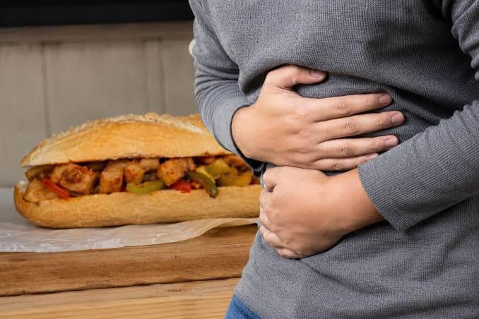 الوجبات الجاهزة صيفا: تحذير من ممارسات تهدد سلامة المستهلكين