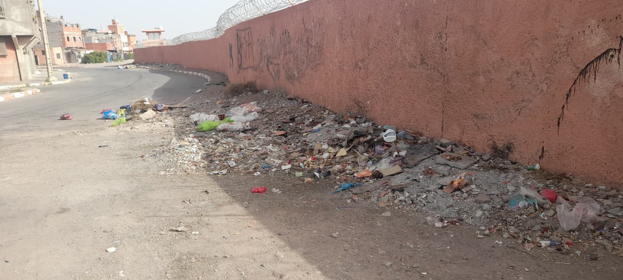 حي شعوف بمراكش: تراكم الأزبال يفاقم غضب السكان بمقاطعة المنارة