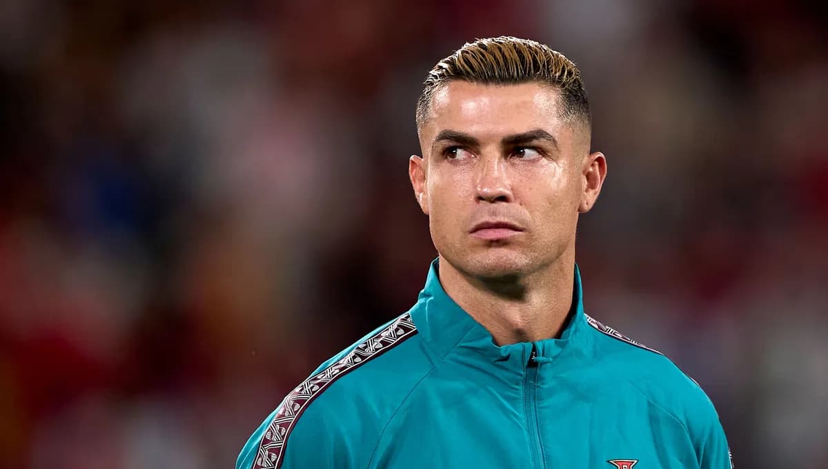 رونالدو أمام قرار حاسم بشأن العودة إلى منتخب البرتغال