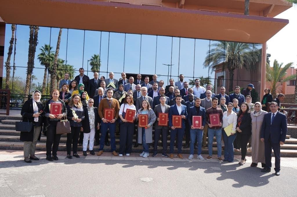 اجتماع اللجنة الإقليمية للتنمية البشرية لعمالة مراكش (+صور)