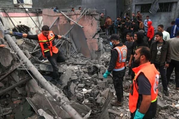 وزارة الصحة في غزة تعلن استشهاد 31112 شخصًا جراء القصف والغارات الإسرائيلية