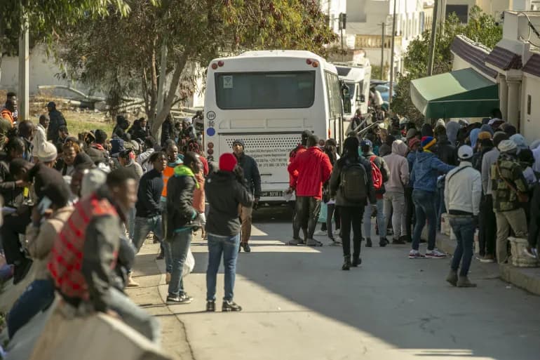منظمة: المهاجرون غير النظاميين بتونس يعيشون "ظروفا غير لائقة"