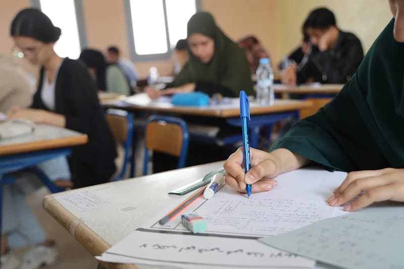 أولياء التلاميذ يشتكون عبء الساعات الإضافية للإعداد لامتحانات ما بعد الباكالوريا