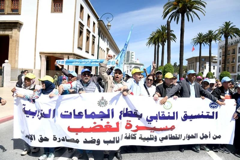 تنسيق نقابي يتوعد بالعودة إلى الاحتجاجات وشل مرافق الجماعات الترابية