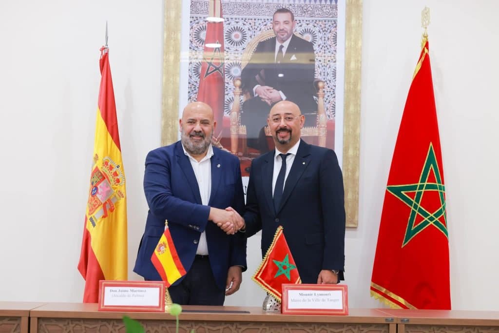 وفد من بالما دي مايوركا يزور طنجة لتعزيز التعاون الاقتصادي والثقافي