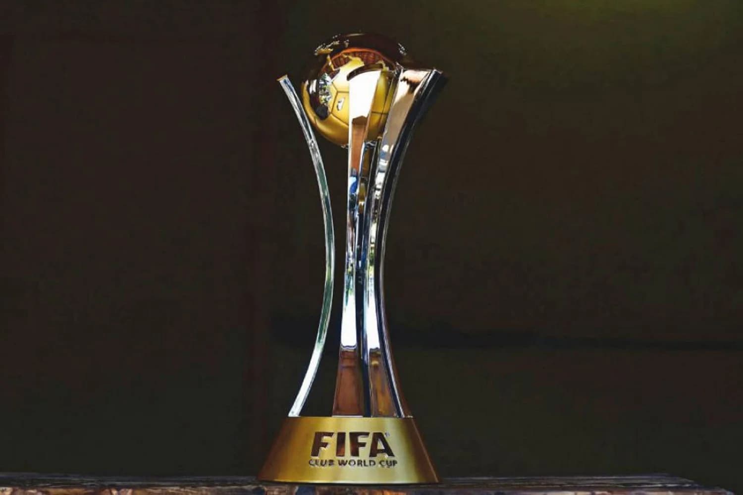 فيفا يكشف عن الشعار الرسمي لبطولة كأس العالم للأندية 2025
