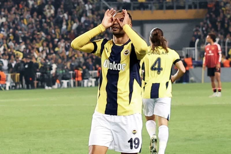 لاعبون مغاربة يتألقون في ملاعب أوروبا