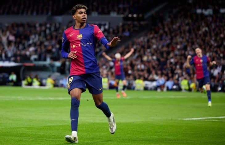 لامين يامال يغيب عن مباراة برشلونة ضد بريست بدوري الأبطال