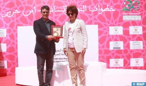 سباق « العدو النسوي من أجل النصر » يحطّ الرحال ببنجرير
