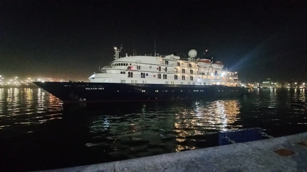 الدار البيضاء تدشن المحطة الجديدة للسفن السياحية وتستقبل أول باخرة