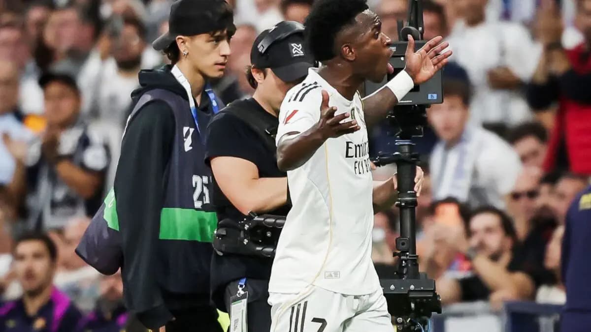 كلاسيكو: فينيسيوس جونيور غاضب بعد استبداله في ريال مدريد