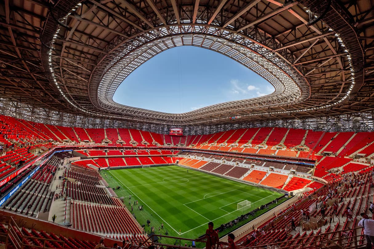 ملاعب مغربية في سباق التتويج العالمي