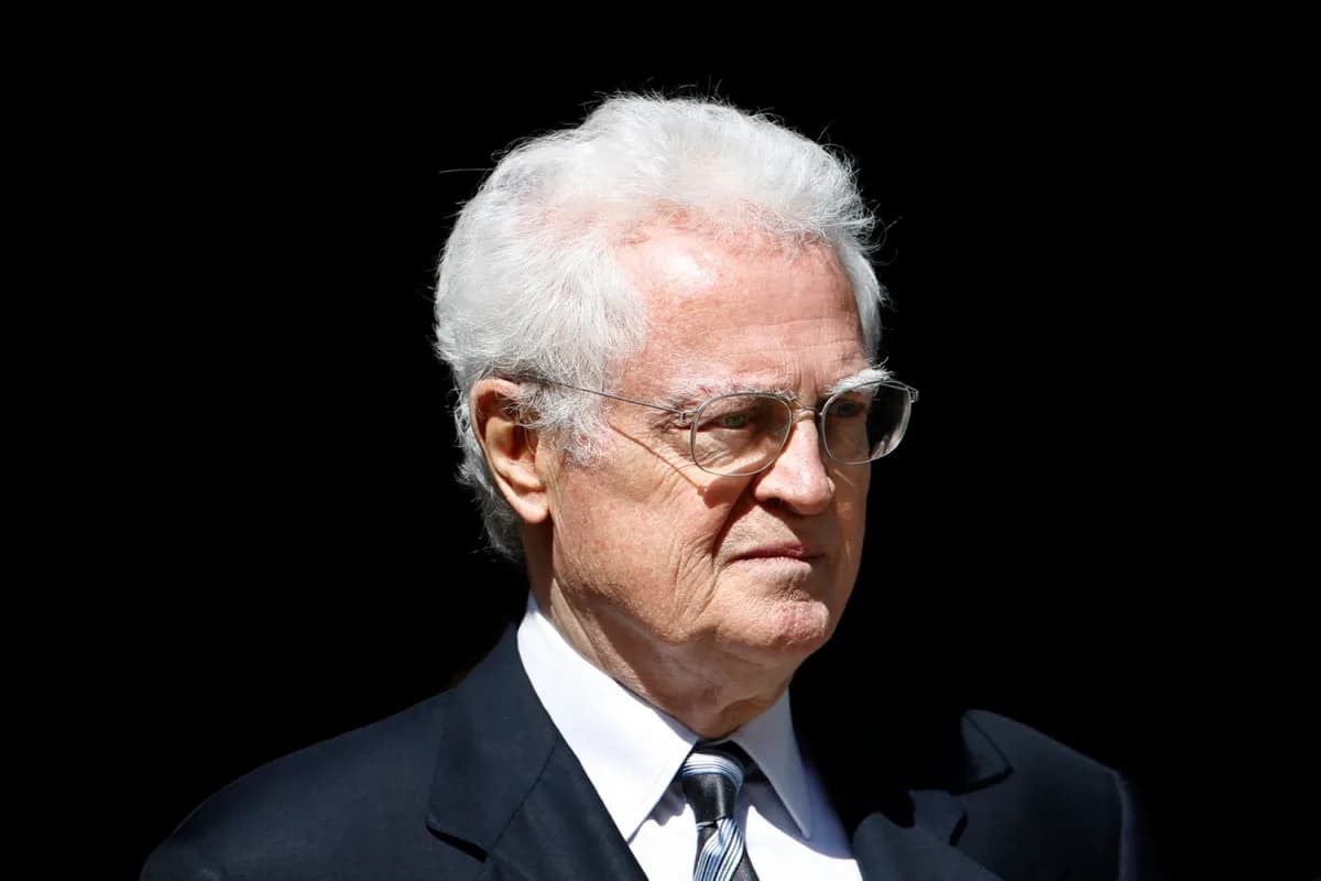 وفاة رئيس الوزراء الفرنسي الأسبق ليونيل جوسبان