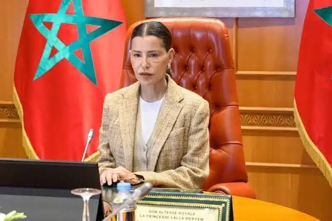 الأميرة لالة مريم تمثل جلالة الملك في جنازة برناديت شيراك